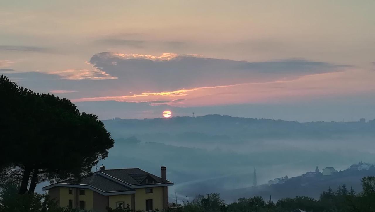 Radices Bed & Breakfast Panzió Campobasso Kültér fotó